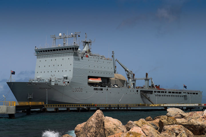 RFA Mounts Bay L3008 Royal Fleet Auxiliary Bay class auxiliary dock landing ship Photo Print or Framed Print - Hampshire Prints