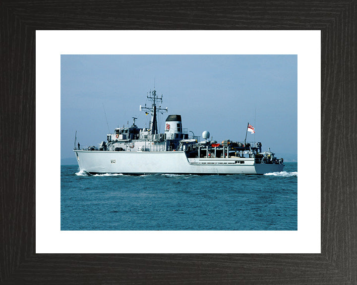 HMS Quorn M41 Royal Navy Hunt class mine countermeasures vessel Photo Print or Framed Print - Hampshire Prints