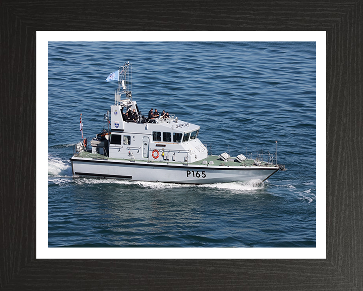 HMS Example P165 | Photo Print | Framed Print | Archer Class | P2000 | Patrol Vessel | Royal Navy - Hampshire Prints