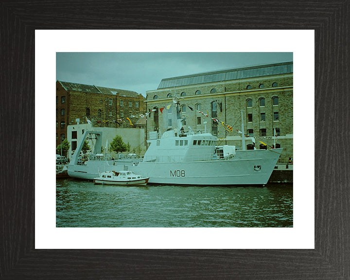 HMS Venturer M08 Royal Navy Converted minesweeper Photo Print or Framed Print - Hampshire Prints