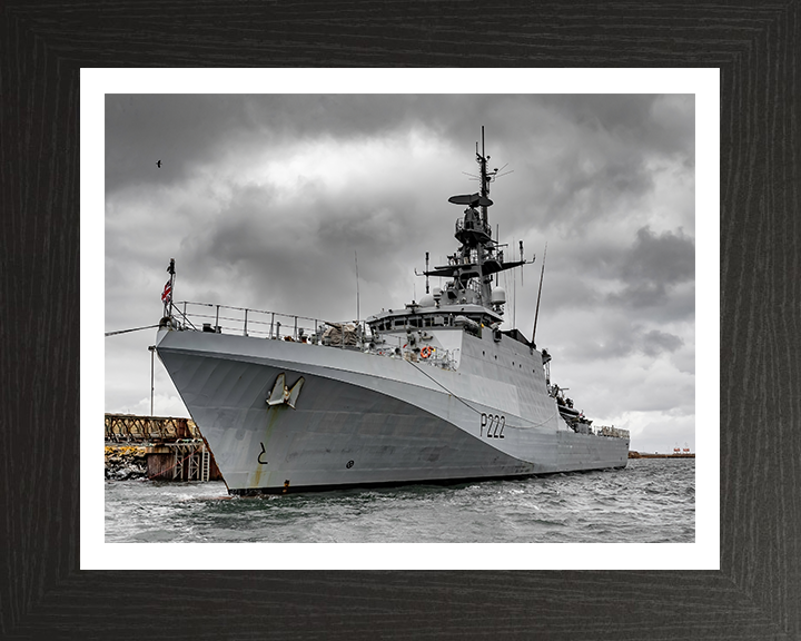 HMS Forth P222 Royal Navy River class patrol ship Photo Print or Framed Print - Hampshire Prints