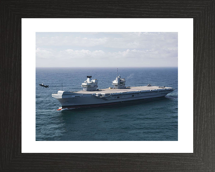 HMS Queen Elizabeth R08 Royal Navy Queen Elizabeth Class Aircraft Carrier Photo Print or Framed Print - Hampshire Prints