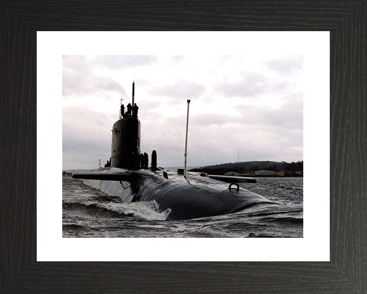 HMS Renown Submarine | Photo Print | Framed Print | Resolution Class | Royal Navy - Hampshire Prints