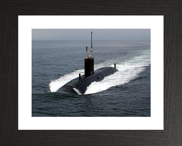 HMS Splendid S106 Royal Navy Swiftsure class Submarine Photo Print or Framed Print - Hampshire Prints