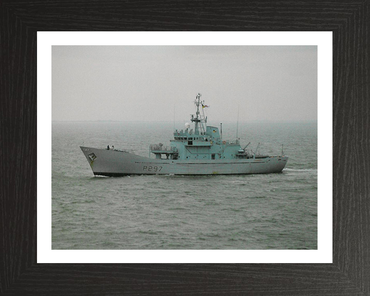 HMS Guernsey P297 Royal Navy Island class Patrol Vessel Photo Print or Framed Photo Print - Hampshire Prints