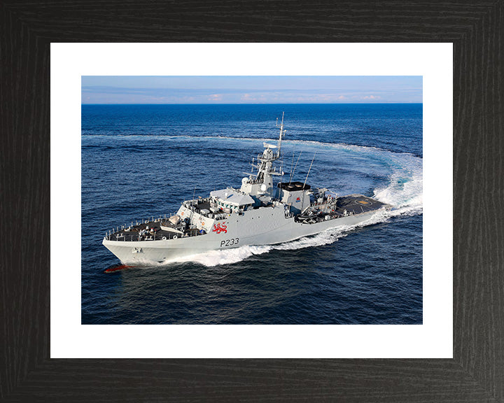 HMS Tamar P233 Royal Navy River class offshore patrol vessel Photo Print or Framed Print - Hampshire Prints