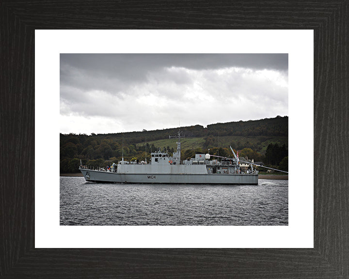 HMS Walney M104 Royal Navy Sandown class minehunter Photo Print or Framed Print - Hampshire Prints