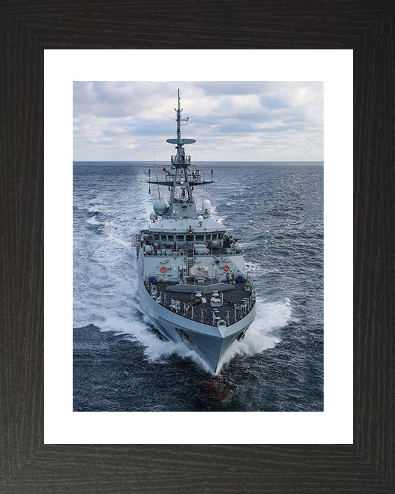 HMS Tamar P233 Royal Navy River class offshore patrol vessel Photo Print or Framed Print - Hampshire Prints