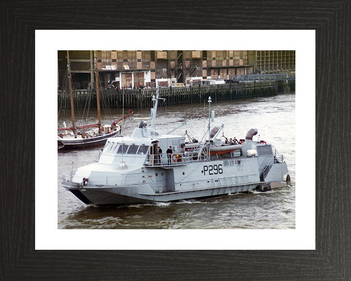 HMS Speedy P296 Royal Navy Jetfoil mine countermeasures vessel Photo Print or Framed Print - Hampshire Prints