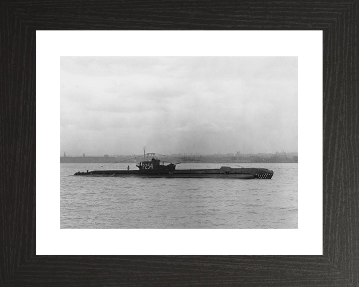 HMS Selene P254 Royal Navy S Class Submarine Photo Print or Framed Print - Hampshire Prints