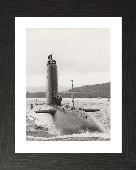 HMS Conqueror S48 Royal Navy Churchill class Submarine Photo Print or Framed Print - Hampshire Prints