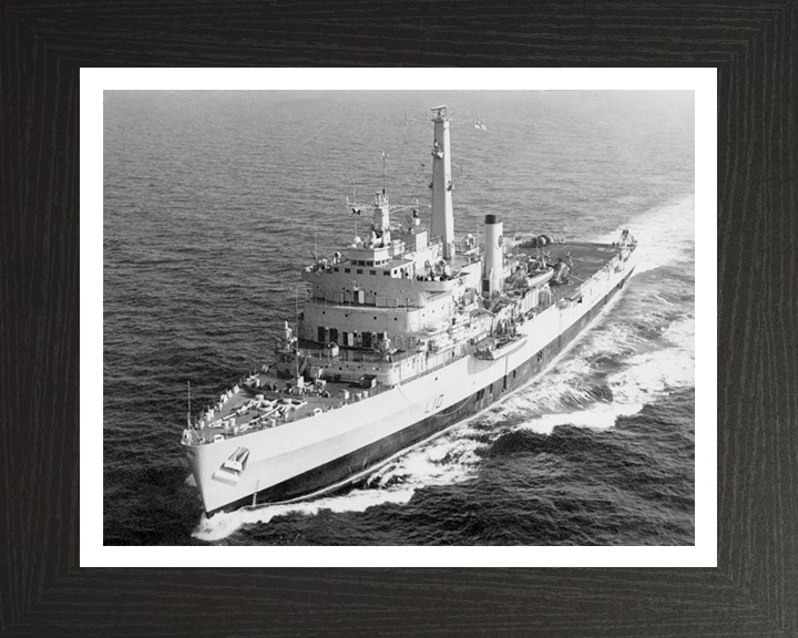 HMS Fearless L10 Royal Navy Fearless class amphibious ship Photo Print or Framed Print - Hampshire Prints