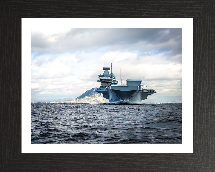 HMS Queen Elizabeth R08 | Photo Print | Framed Print | Queen Elizabeth Class | Aircraft Carrier | Royal Navy