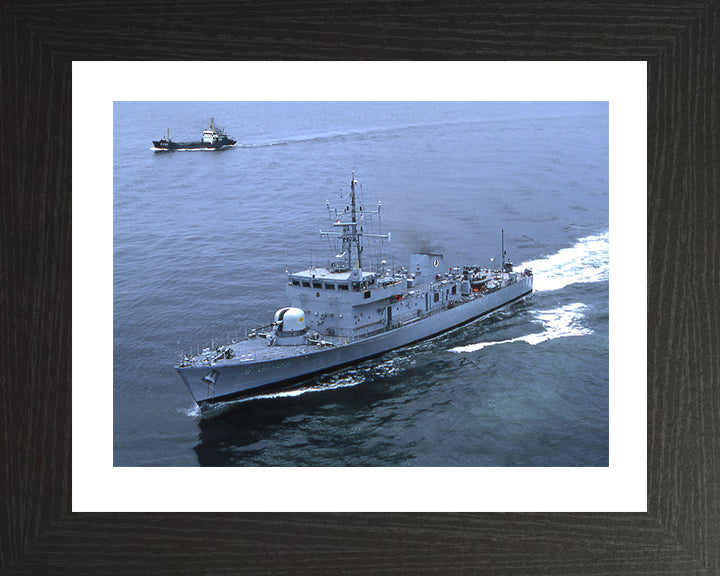 HMS Plover P240 Royal Navy Peacock class patrol vessel Photo Print or Framed Print - Hampshire Prints