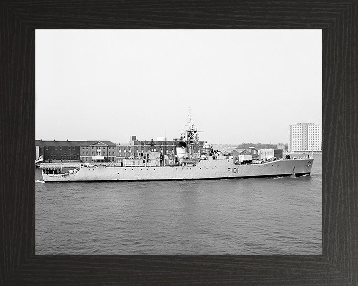 HMS Yarmouth F101 Royal Navy Rothesay class frigate Photo Print or Framed Print - Hampshire Prints