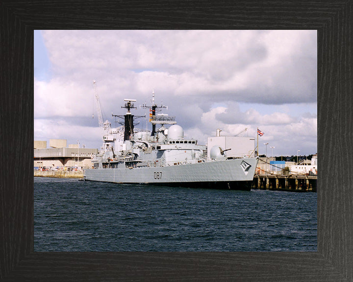 HMS Newcastle D87 Royal Navy Type 42 destroyer Photo Print or Framed Photo Print - Hampshire Prints