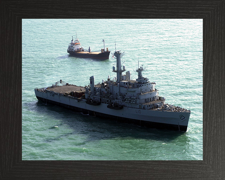 HMS Fearless L10 Royal Navy Fearless class amphibious ship Photo Print or Framed Print - Hampshire Prints