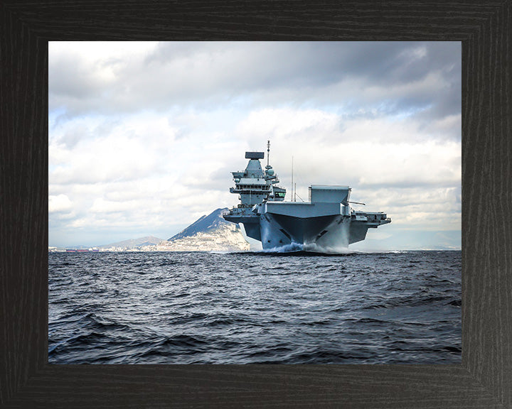 HMS Queen Elizabeth R08 | Photo Print | Framed Print | Queen Elizabeth Class | Aircraft Carrier | Royal Navy