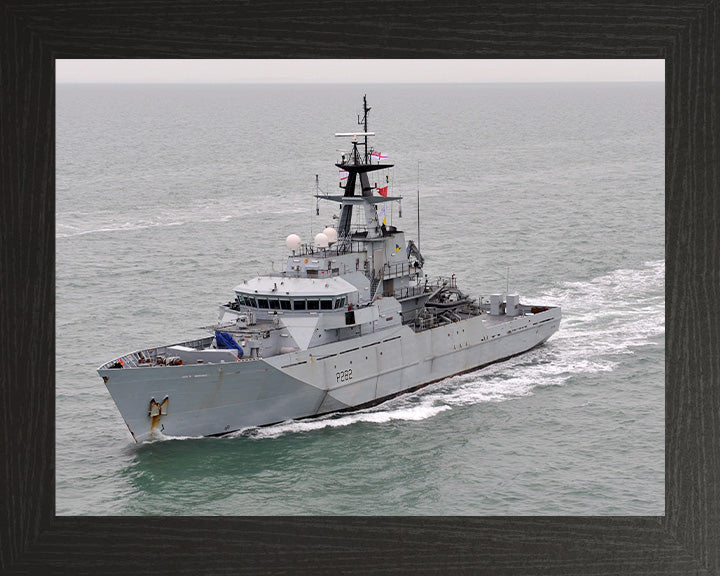 HMS Severn P282 Royal Navy River class offshore patrol vessel Photo Print or Framed Print - Hampshire Prints