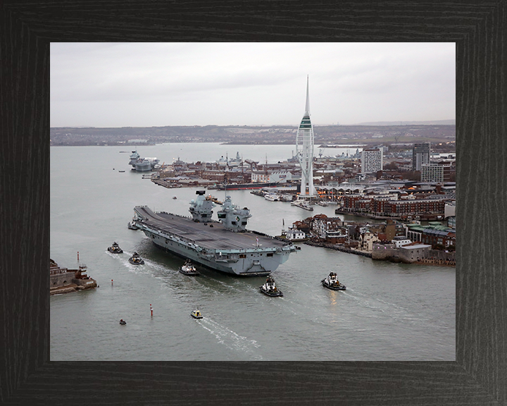 HMS Queen Elizabeth R08 | Photo Print | Framed Print | Queen Elizabeth Class | Aircraft Carrier | Royal Navy