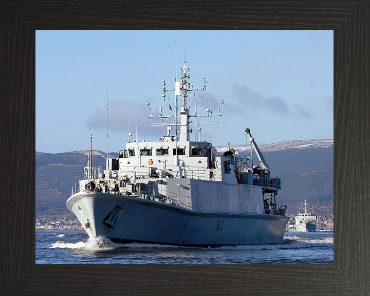 HMS Ramsey M110 | Photo Print | Framed Print | Sandown Class | Minehunter | Royal Navy - Hampshire Prints