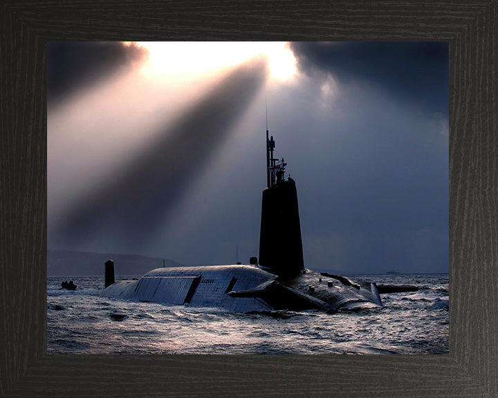 HMS Vigilant S30 Submarine | Photo Print | Framed Print | Vanguard Class | Royal Navy - Hampshire Prints