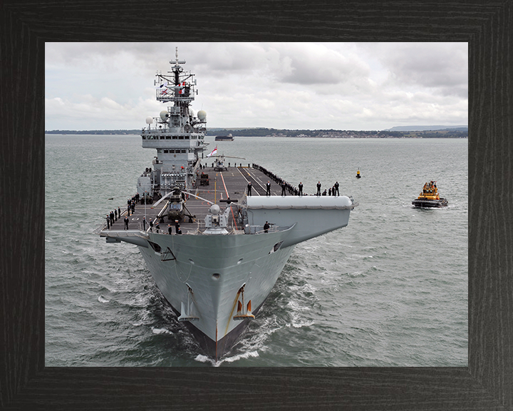 HMS Illustrious R06 | Photo Print | Framed Print | Invincible Class | Aircraft Carrier | Royal Navy