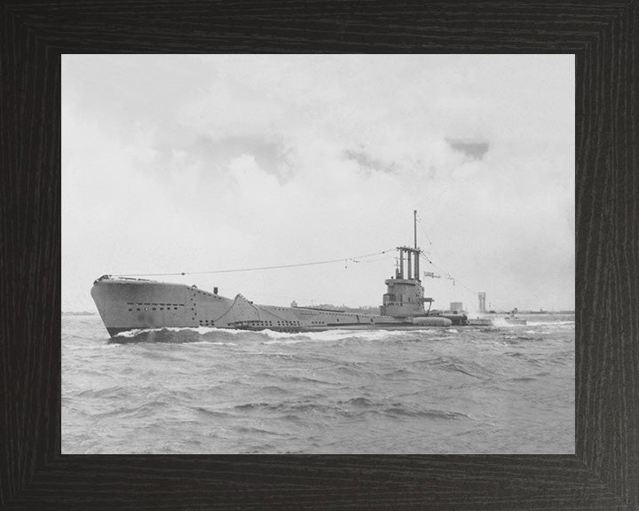 HMS Aeneas P427 (S72) Royal Navy Amphion class Submarine Photo Print or Framed Print - Hampshire Prints