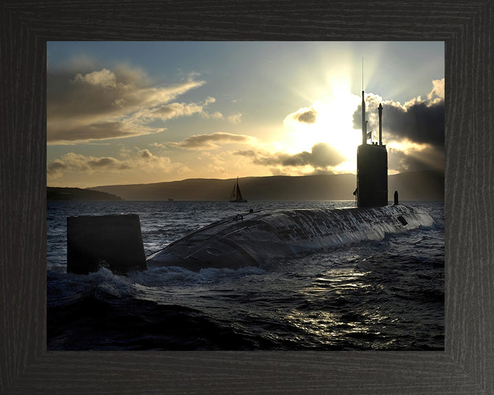 HMS Sceptre S104 Submarine | Photo Print | Framed Print | Swiftsure Class | Royal Navy - Hampshire Prints