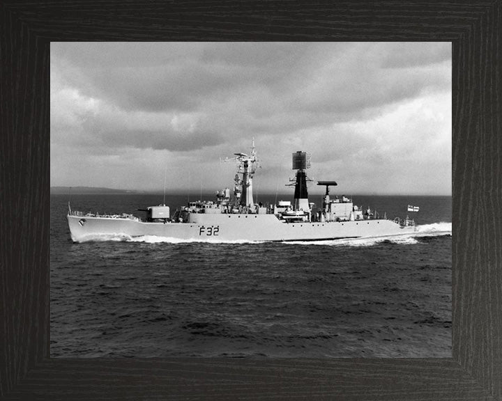 HMS Salisbury F32 Royal Navy Salisbury class Frigate Photo Print or Framed Print - Hampshire Prints