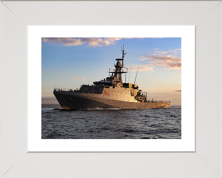 HMS Tamar P233 Royal Navy River class offshore patrol vessel Photo Print or Framed Print - Hampshire Prints