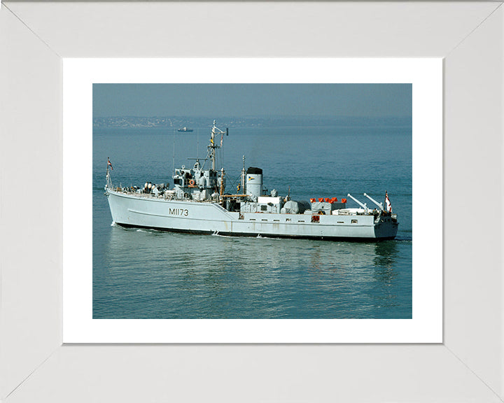 HMS Pollington M1173 Royal Navy Ton Class Minesweeper Photo Print or Framed Print - Hampshire Prints