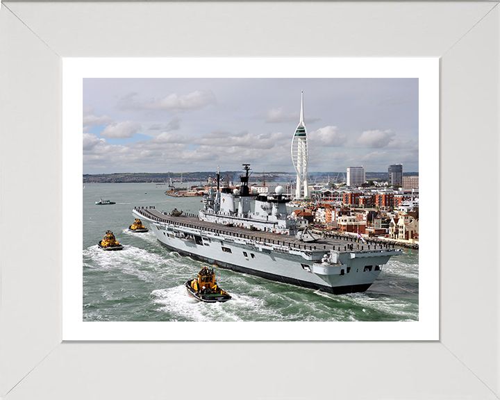 HMS Illustrious R06 | Photo Print | Framed Print | Invincible Class | Aircraft Carrier | Royal Navy