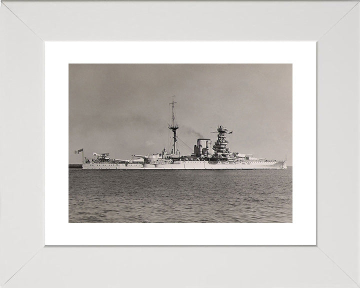 HMS Valiant (02) Royal Navy Queen Elizabeth class battleship Photo Print or Framed Print - Hampshire Prints