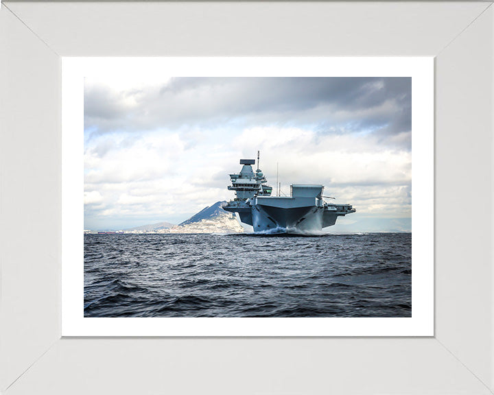 HMS Queen Elizabeth R08 | Photo Print | Framed Print | Queen Elizabeth Class | Aircraft Carrier | Royal Navy