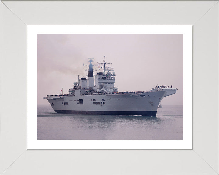 HMS Invincible R05 Royal Navy Invincible Class aircraft carrier Photo Print or Framed Print - Hampshire Prints