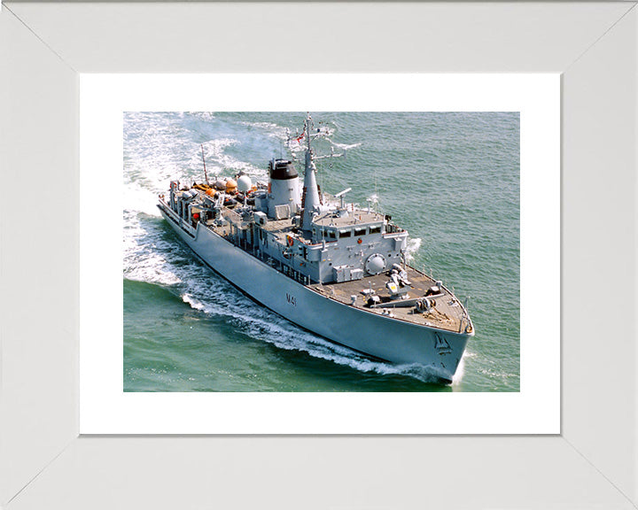 HMS Quorn M41 Royal Navy Hunt class mine countermeasures vessel Photo Print or Framed Print - Hampshire Prints