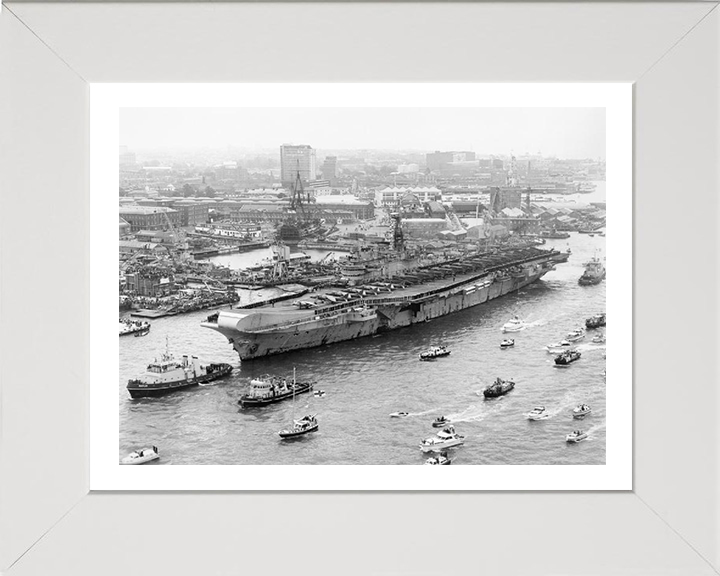 HMS Hermes R12 Royal Navy Centaur class Aircraft carrier Photo Print or Framed Print - Hampshire Prints