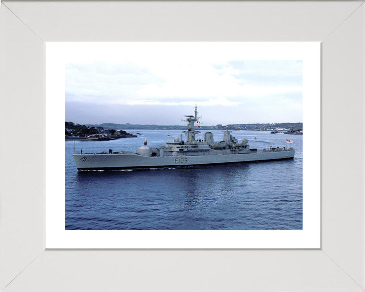 HMS Leander F109 Royal Navy Leander Class Frigate Photo Print or Framed Print - Hampshire Prints