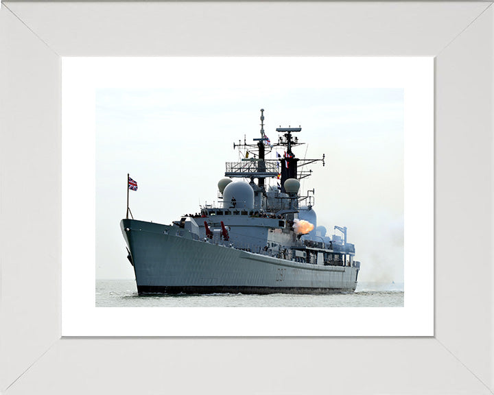 HMS Edinburgh D97 Royal Navy Type 42 Destroyer Photo Print or Framed Print - Hampshire Prints