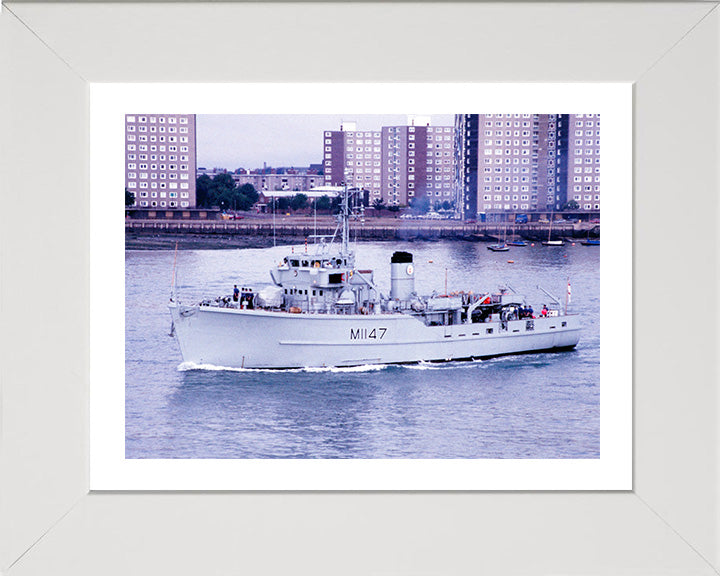 HMS Hubberston M1147 | Photo Print | Framed Print | Ton Class | Minesweeper | Royal Navy