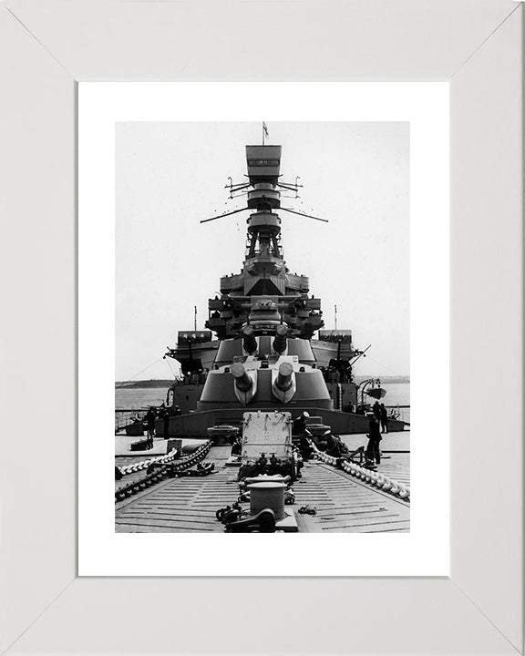 HMS Renown (1916) Royal Navy Renown class battlecruiser Photo Print or Framed Print - Hampshire Prints