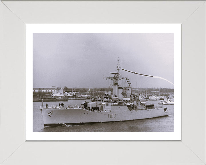 HMS Lowestoft F103 Royal Navy Rothesay class frigate Photo Print or Framed Print - Hampshire Prints