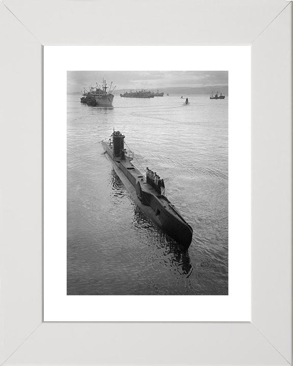 HMS Ultimatum P34 Royal Navy U class Submarine Photo Print or Framed Print - Hampshire Prints