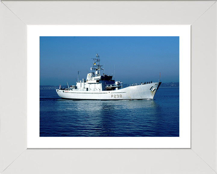 HMS Shetland P298 Royal Navy Island class Patrol Vessel Photo Print or Framed Photo Print - Hampshire Prints