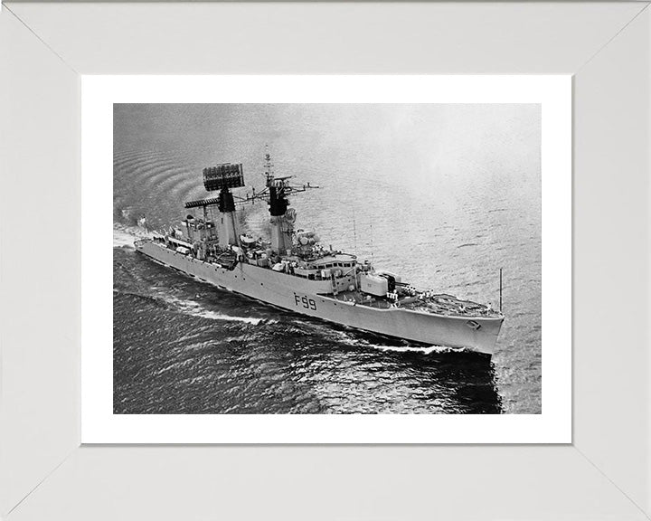 HMS Lincoln F99 Royal Navy Salisbury class frigate Photo Print or Framed Print - Hampshire Prints