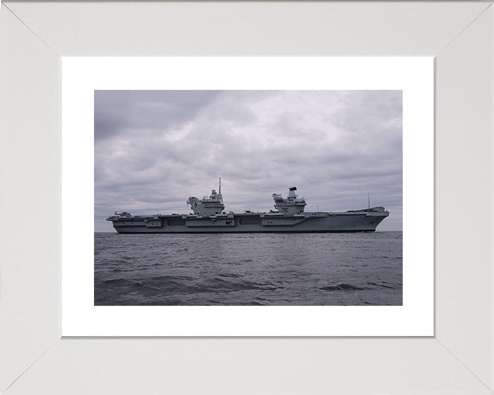 HMS Queen Elizabeth R08 Royal Navy Queen Elizabeth Class Aircraft Carrier Photo Print or Framed Print - Hampshire Prints