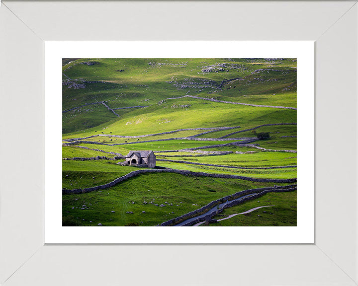 A stone cottage in The Yorkshire Dales Photo Print - Canvas - Framed Photo Print - Hampshire Prints