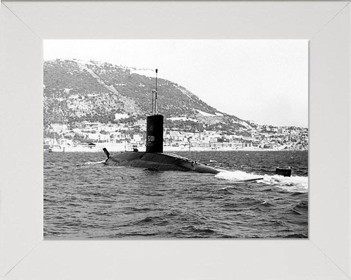 HMS Dreadnought S101 Royal Navy Valiant class Submarine Photo Print or Framed Print - Hampshire Prints