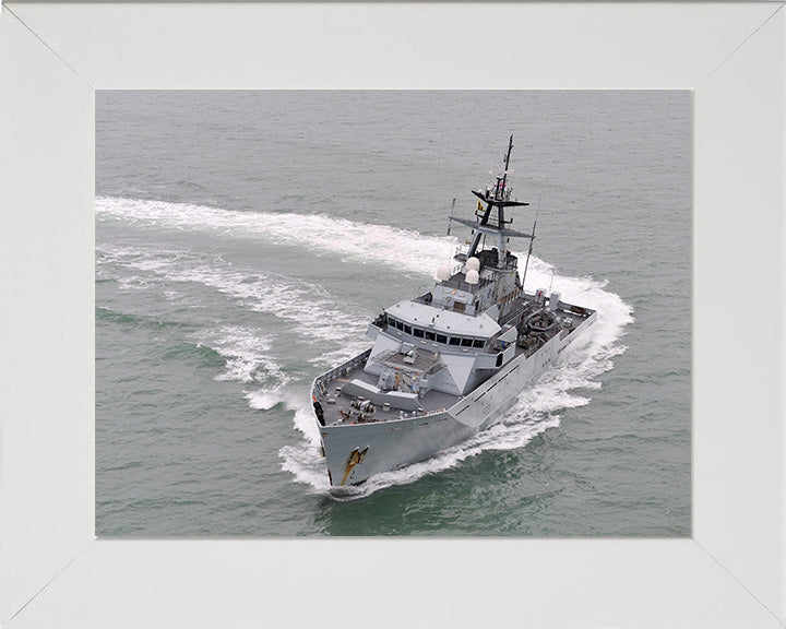 HMS Tyne P281 Royal Navy River class offshore patrol vessel Photo Print or Framed Print - Hampshire Prints